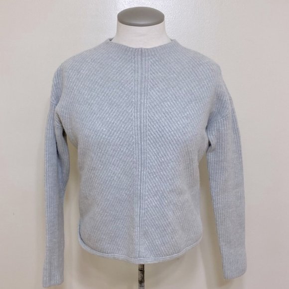 Aritzia Babaton Grey Chalmers Cropped Sweater S - Picture 1 of 10